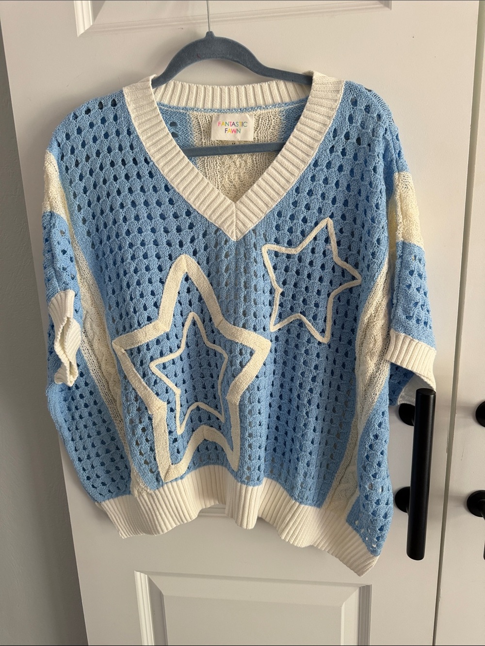 Fantastic Fawn Light Blue and Cream Star V-Neck Sweater medium